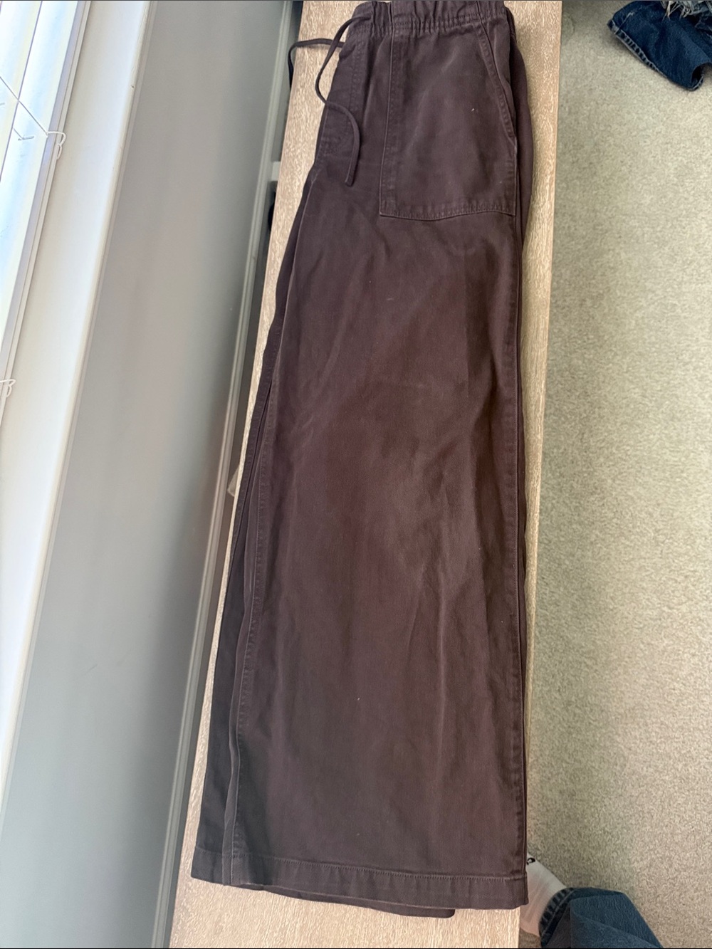 GAP Men's Dark Brown Wide-Leg Cargo Pants